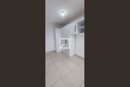 Quarto 1 de apartamento para alugar com 2 quartos, 42m² em Jardim Vila Rica, Santo André