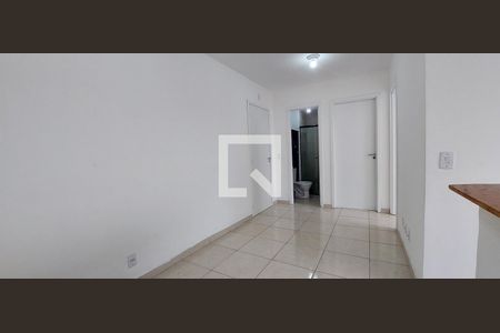 Sala de apartamento para alugar com 2 quartos, 42m² em Jardim Vila Rica, Santo André