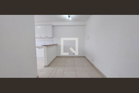 Sala de apartamento para alugar com 2 quartos, 42m² em Jardim Vila Rica, Santo André