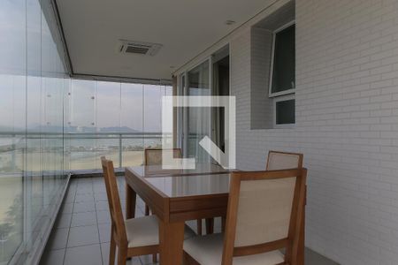 Varanda de apartamento para alugar com 2 quartos, 105m² em Gonzaga, Santos