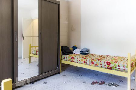 quarto 1 de casa à venda com 3 quartos, 180m² em Alto de Pinheiros, São Paulo