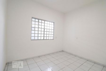 Quarto 1 de casa para alugar com 3 quartos, 144m² em Setor Morada do Sol, Goiânia