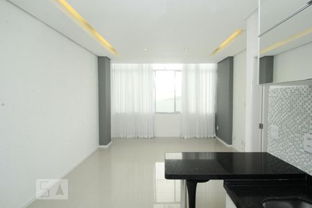 Sala de apartamento à venda com 2 quartos, 64m² em Flamengo, Rio de Janeiro