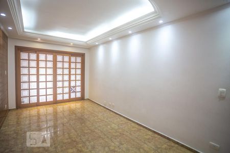 Sala de estar de casa para alugar com 4 quartos, 300m² em Santa Terezinha, São Bernardo do Campo