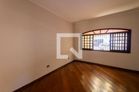 Sala de casa à venda com 3 quartos, 142m² em Vila Santa Virginia, São Paulo