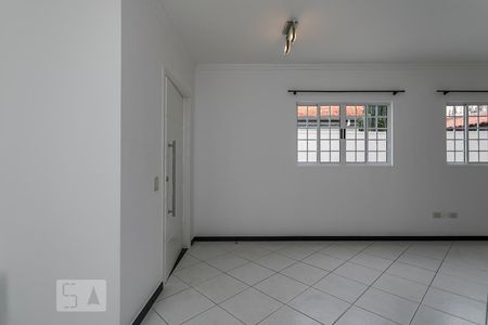 Sala de casa para alugar com 3 quartos, 250m² em Jardim Armênia, Mogi das Cruzes