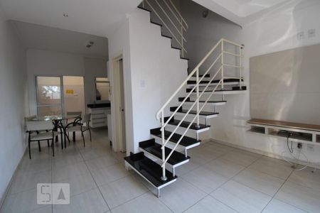 Sala de casa para alugar com 2 quartos, 91m² em Fazenda Santa Cândida, Campinas