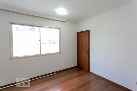 Sala de apartamento para alugar com 2 quartos, 65m² em Floresta, Belo Horizonte