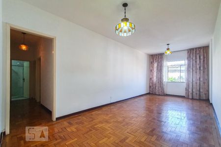 Apartamento para alugar com 120m², 2 quartos e 1 vagaSala