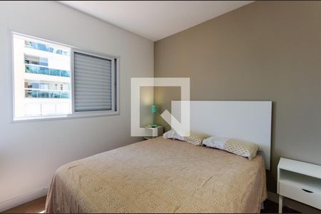 Suíte de apartamento para alugar com 2 quartos, 78m² em Ponta da Praia, Santos