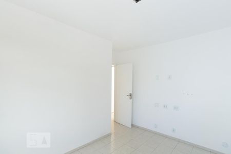 Quarto 1 de apartamento para alugar com 2 quartos, 75m² em Vila Valqueire, Rio de Janeiro