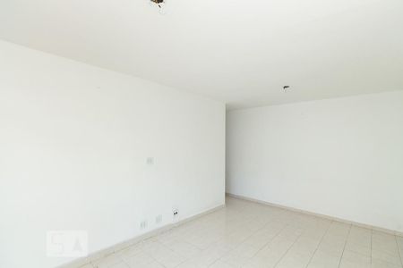 Sala de apartamento para alugar com 2 quartos, 75m² em Vila Valqueire, Rio de Janeiro