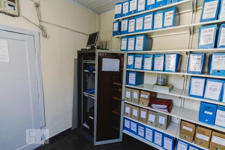 Casa à venda com 250m², 6 quartos e 11 vagas Casa à venda com 250m², 6 quartos e 11 vagasCasa 2 Sala 1