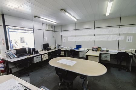 Casa à venda com 250m², 6 quartos e 11 vagas Casa à venda com 250m², 6 quartos e 11 vagasCasa 2 Sala 5