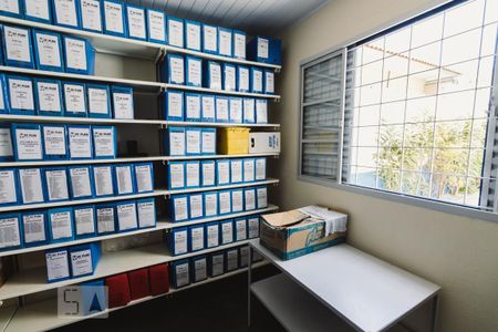 Casa à venda com 250m², 6 quartos e 11 vagas Casa à venda com 250m², 6 quartos e 11 vagasCasa 2 Sala 1