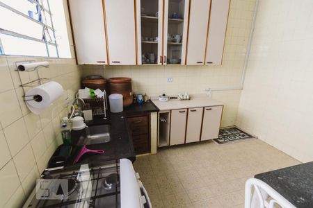 Cozinha de casa para alugar com 6 quartos, 250m² em Lapa, São Paulo