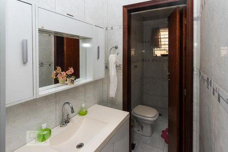 Banheiro de casa à venda com 3 quartos, 129m² em Jardim Piqueroby, São Paulo