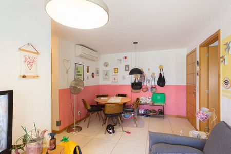 Sala de apartamento à venda com 3 quartos, 90m² em Jacarepaguá, Rio de Janeiro