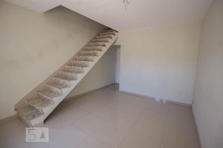 Sala de casa para alugar com 2 quartos, 80m² em Jardim Primavera, Duque de Caxias