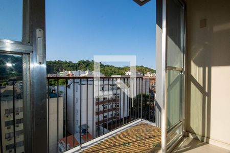 Vista da Sala de apartamento à venda com 3 quartos, 74m² em Vila Isabel, Rio de Janeiro