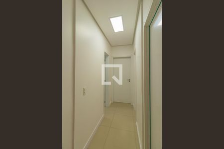 Corredor de apartamento para alugar com 3 quartos, 100m² em Marechal Rondon, Canoas