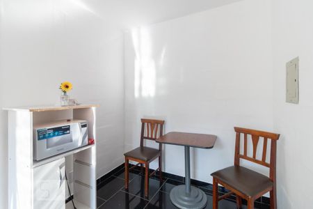 Sala de apartamento à venda com 2 quartos, 36m² em Vila Nova, Porto Alegre