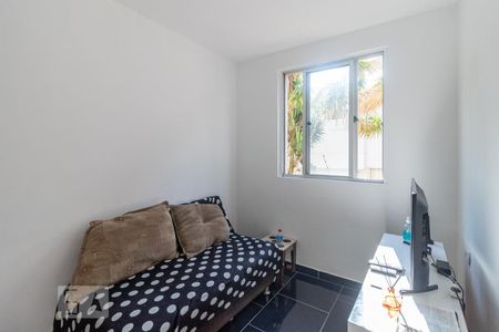 Sala de apartamento à venda com 2 quartos, 36m² em Vila Nova, Porto Alegre