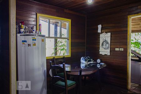 Sala de casa à venda com 3 quartos, 1000m² em Olaria, Canoas