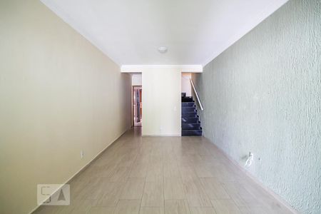 Sala de casa para alugar com 3 quartos, 105m² em Jardim Utinga, Santo André