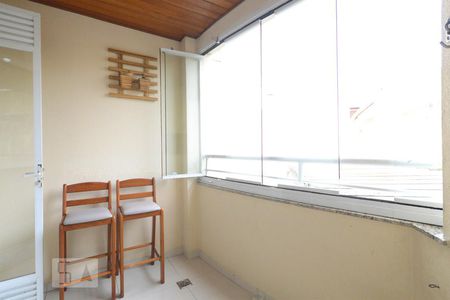 Varanda de apartamento para alugar com 1 quarto, 65m² em Serraria, São José