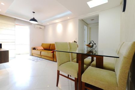 Sala de apartamento para alugar com 1 quarto, 65m² em Serraria, São José