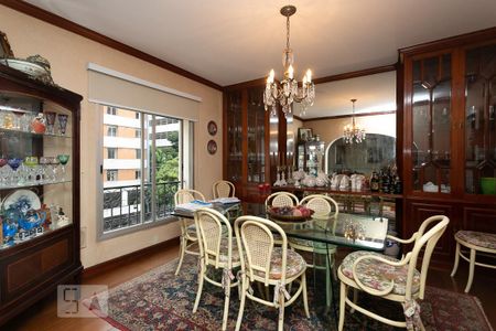 Sala de Jantar de apartamento à venda com 4 quartos, 200m² em Cerqueira César, São Paulo