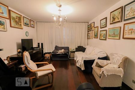 Sala de casa de condomínio à venda com 2 quartos, 160m² em Jardim Olympia, São Paulo