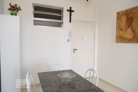 Sala de apartamento para alugar com 1 quarto, 52m² em Ocian, Praia Grande