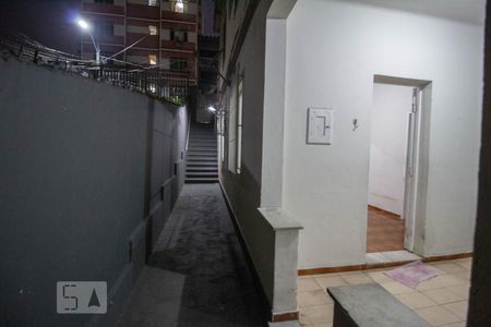 Varanda de casa para alugar com 2 quartos, 50m² em Jardim Vinte E Cinco de Agosto, Duque de Caxias