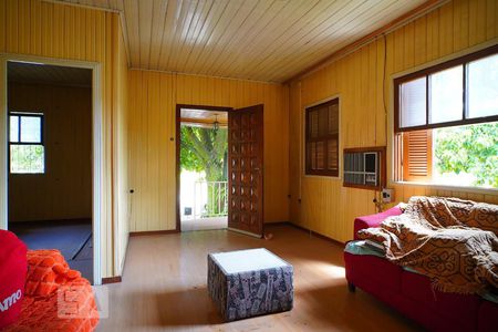 Sala de casa à venda com 4 quartos, 180m² em Mal. Rondon, Canoas