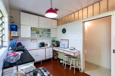 1o. Andar - Cozinha de casa para alugar com 5 quartos, 380m² em Jardim da Glória, São Paulo