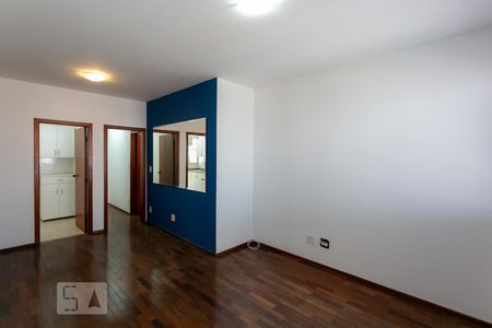 Sala de apartamento para alugar com 3 quartos, 86m² em Floresta, Belo Horizonte