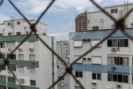 Vista de apartamento para alugar com 2 quartos, 74m² em Boqueirão, Santos