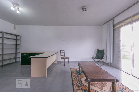 Quarto de apartamento para alugar com 1 quarto, 80m² em Santa Felicidade, Curitiba