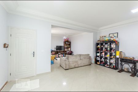 Sala de casa para alugar com 3 quartos, 230m² em Aparecida, Santos