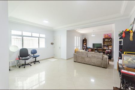 Sala de casa para alugar com 3 quartos, 230m² em Aparecida, Santos