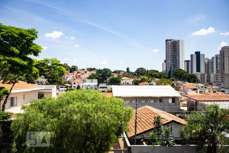 Vista de casa à venda com 4 quartos, 193m² em Vila Sao Paulo, São Paulo