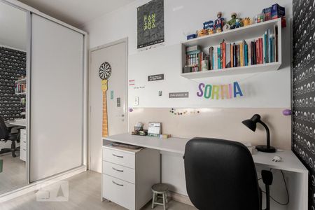 Quarto 2 de apartamento à venda com 2 quartos, 60m² em Petrópolis, Porto Alegre