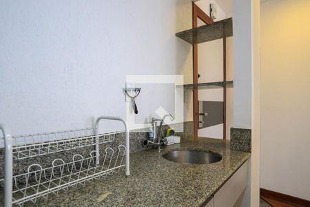 Cozinha  de apartamento para alugar com 1 quarto, 50m² em São Pedro, Belo Horizonte