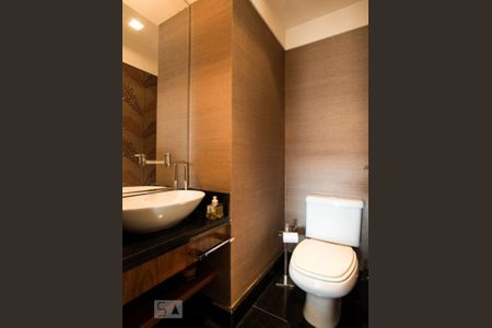 Banheiro de apartamento à venda com 3 quartos, 163m² em Vila Andrade, São Paulo