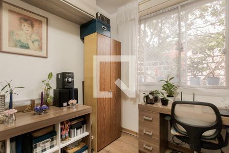 Quarto 2 de apartamento à venda com 2 quartos, 56m² em Jardim Itu Sabará, Porto Alegre