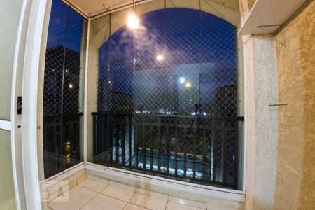 varanda de apartamento para alugar com 2 quartos, 54m² em Sítio da Figueira, São Paulo