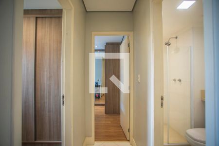 Corredor - Quartos de apartamento para alugar com 2 quartos, 61m² em Vila Guarani (z Sul), São Paulo