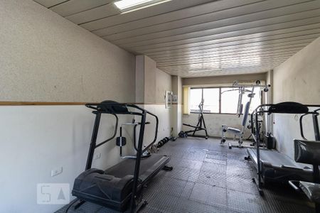 Apartamento à venda com 140m², 3 quartos e 4 vagas Apartamento à venda com 140m², 3 quartos e 4 vagasAcademia